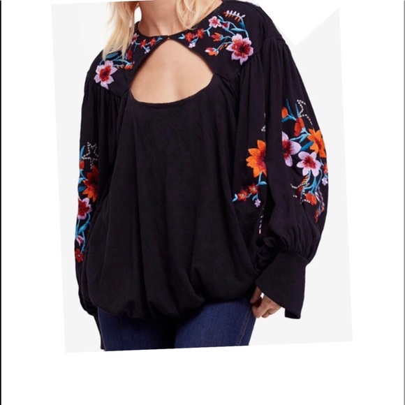 Free People Tops - Free People Boho Peasant Embroidered Cut out Top